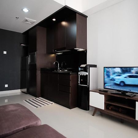 2 Bedrooms - Royal Olive Apartment - Pejaten South Of Jakarta Jacarta Exterior foto