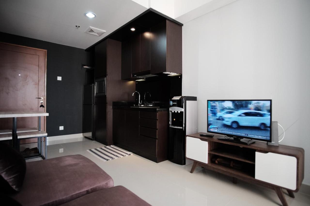 2 Bedrooms - Royal Olive Apartment - Pejaten South Of Jakarta Jacarta Exterior foto