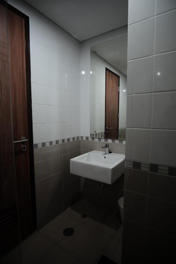 2 Bedrooms - Royal Olive Apartment - Pejaten South Of Jakarta Jacarta Exterior foto